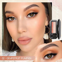 Load image into Gallery viewer, Shimmery Dual Color Eyeshadow
